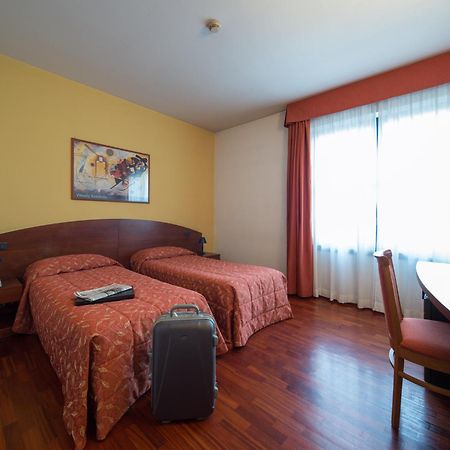 Hotel La Cascata Azzano San Paolo Extérieur photo